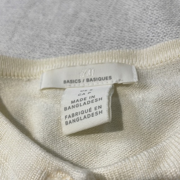 H&M Basics Cardigan Size Small - Picture 3 of 4